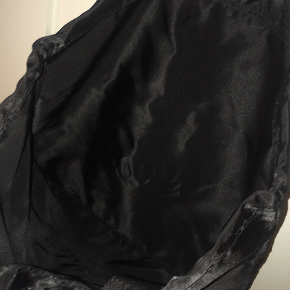 Victoria Secret Bag - Picture 3 of 3
